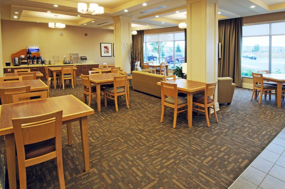 Holiday Inn Express & Suites Vaughan-Southwest By Ihg Екстериор снимка