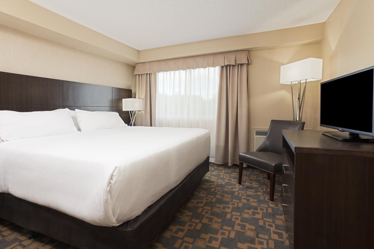 Holiday Inn Express & Suites Vaughan-Southwest By Ihg Екстериор снимка