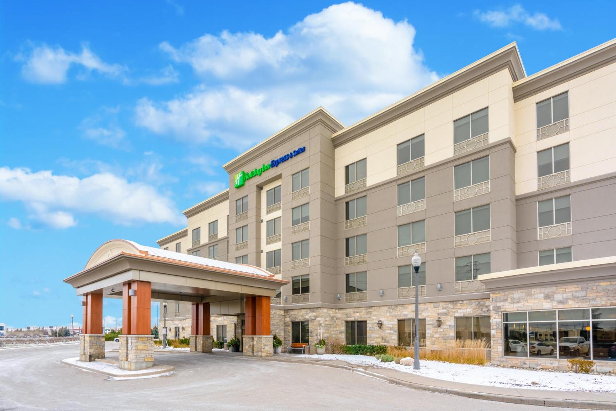 Holiday Inn Express & Suites Vaughan-Southwest By Ihg Екстериор снимка