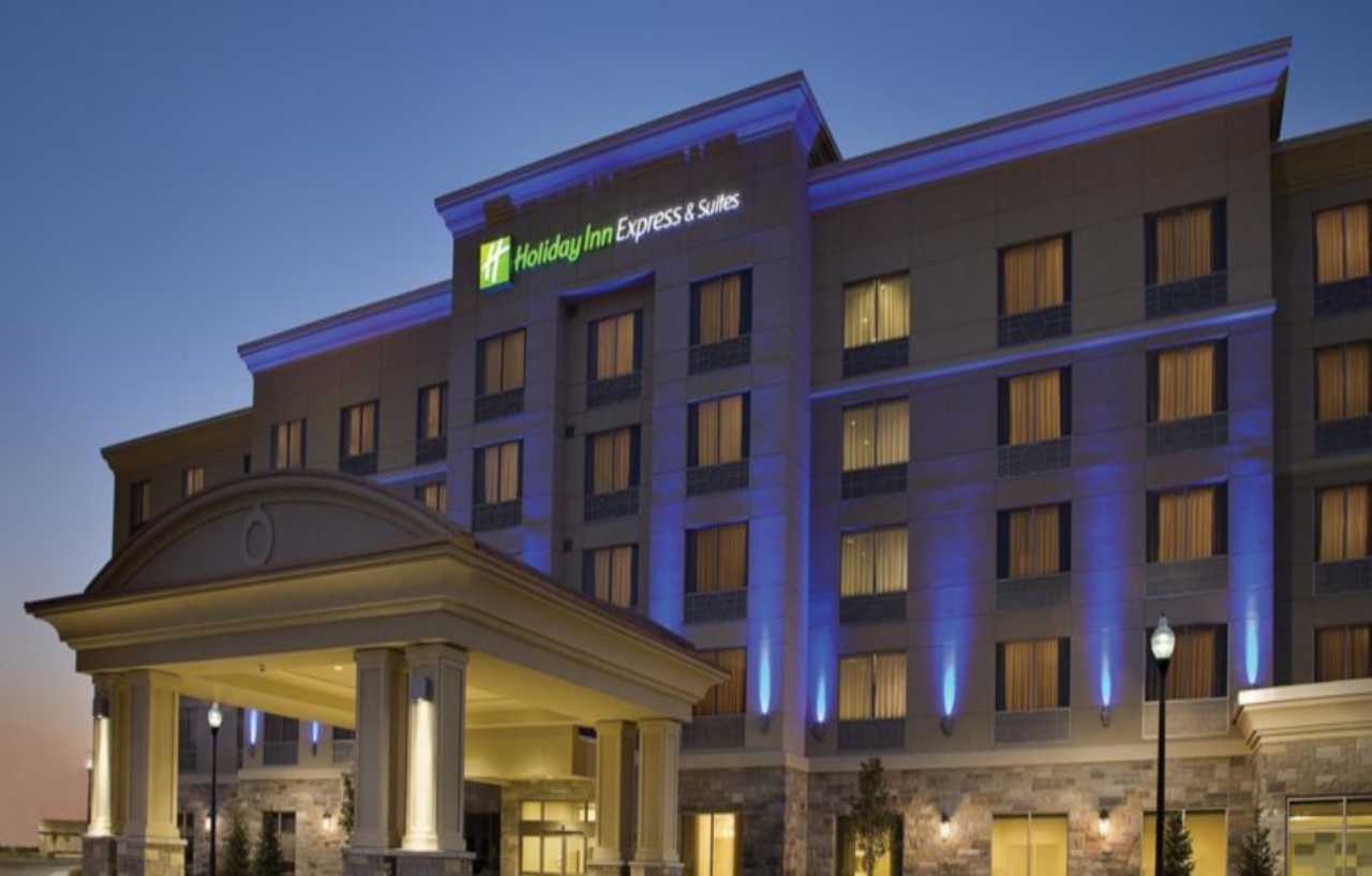 Holiday Inn Express & Suites Vaughan-Southwest By Ihg Екстериор снимка